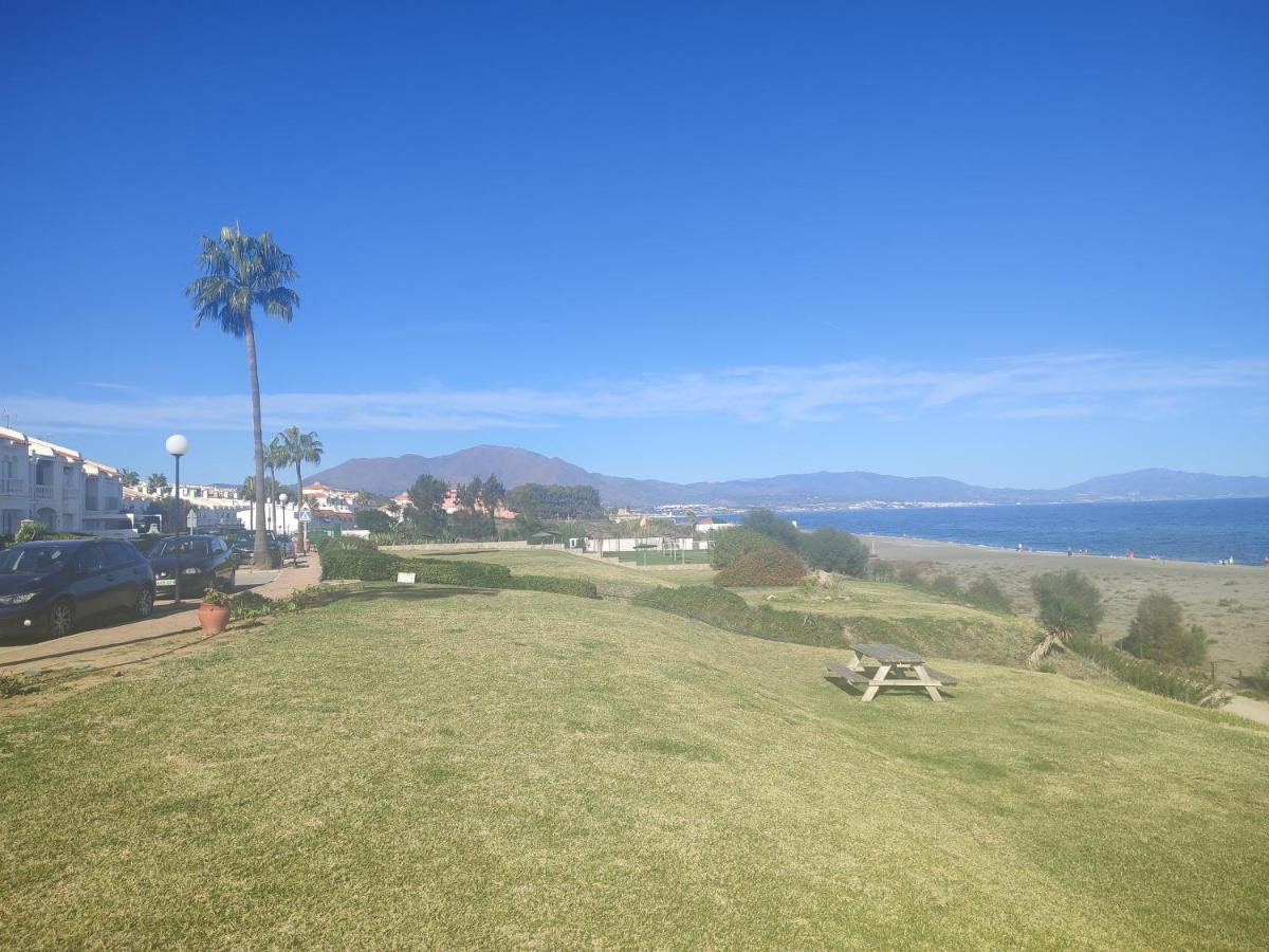 Apartamento Junto A La Playa Zona Tranquila Manilva Kültér fotó